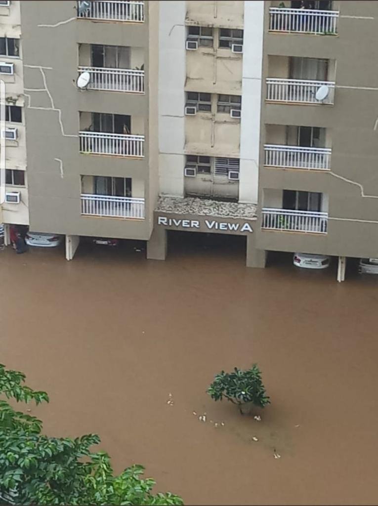 pune rain पुणे में बारिश ने मचाया हाहाकार