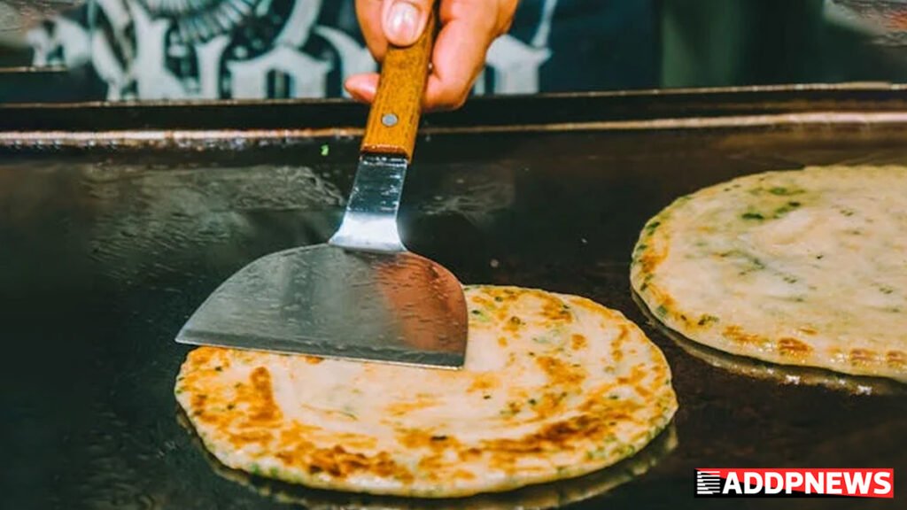 dhaba style aloo paratha recipe in hindi- सिर्फ़ 20 मिनट में घर पर बनाए आसान और ढाबा स्टाइल आलू पराठा 