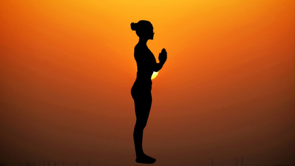 12 names of surya namaskar- एक सरल योगासन जो बदल सकता है आपका जीवन