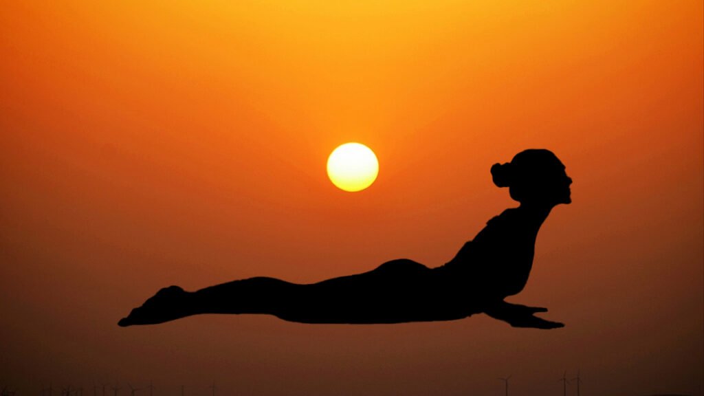 12 names of surya namaskar- एक सरल योगासन जो बदल सकता है आपका जीवन