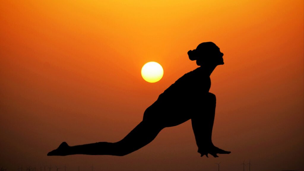 12 names of surya namaskar- एक सरल योगासन जो बदल सकता है आपका जीवन