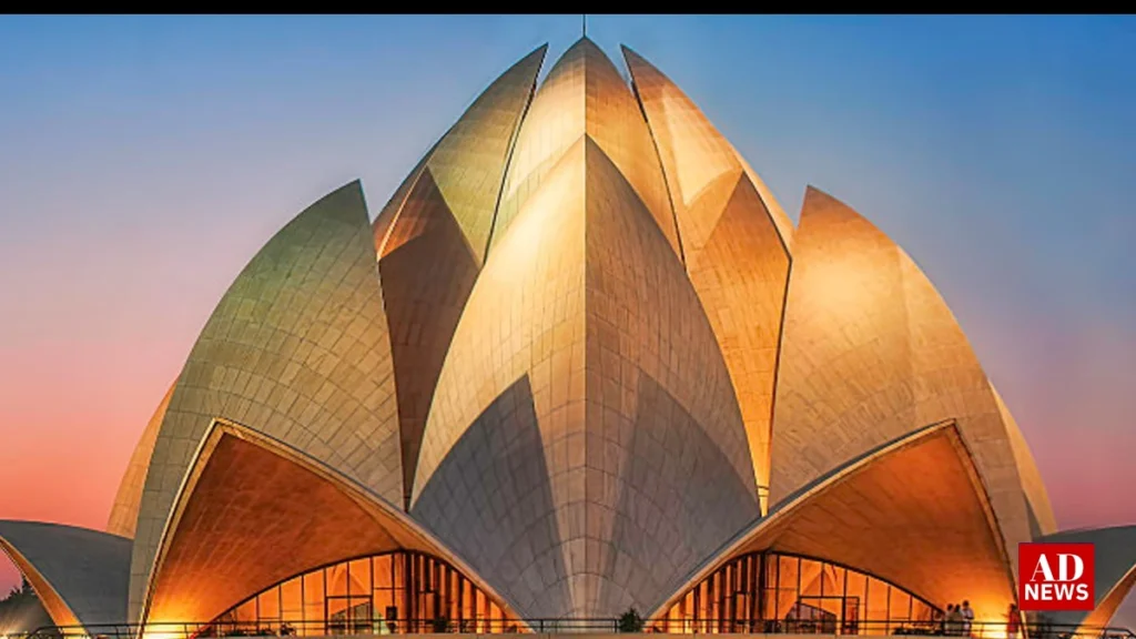 Lotus temple: दिल्ली की शानदार वास्तुकला का अनमोल खजाना!